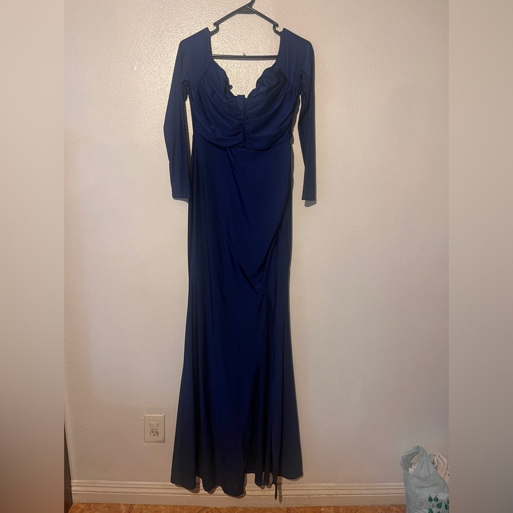 Elegant Navy Blue Long Sleeve Dress
